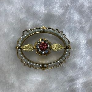 ☘️Antique Signed White Co. 1930s 1/20 12K Gold Filled Rhinestone Pearl Brooch